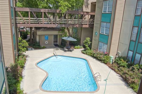$1,185 / 1br - 782ft2 - Let Us Help You Find Your New Happy Place! Call Boardwalk Today! (Metairie)63792268786435121