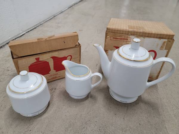 5-Piece China Garden Tea Set 1