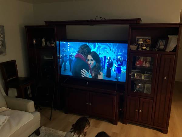 FREE entertainment set 1