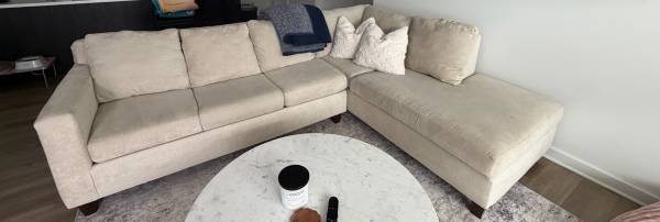Klaussner Sectional Sofa 1