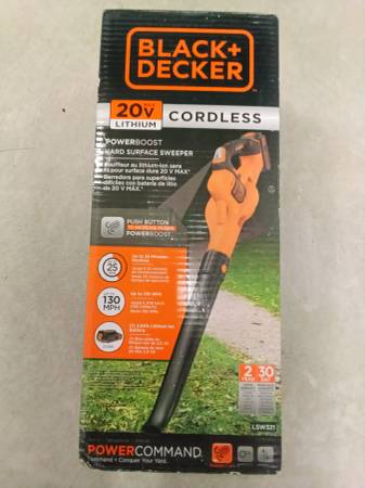 New 20V Black and Decker Leaf Blower Kit With Battery And Charger 1