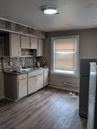 $1,150 / 1br - 1614 lodi st 2nd floor (Syracuse)63982836940931123