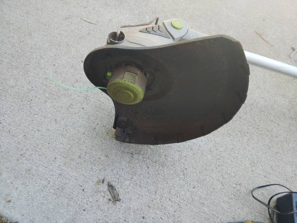 Earth Wise Cordless Weed Eater/Ready 2 Eat Weeds - $40 (North Springfield)62972004227457122