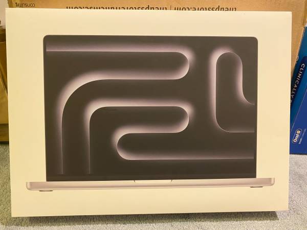 New Apple Macbook Pro 16" M4 Max 48GB memory 1TB SSD 1
