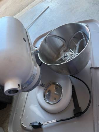 Kitchen Aid Stand Mixer 1