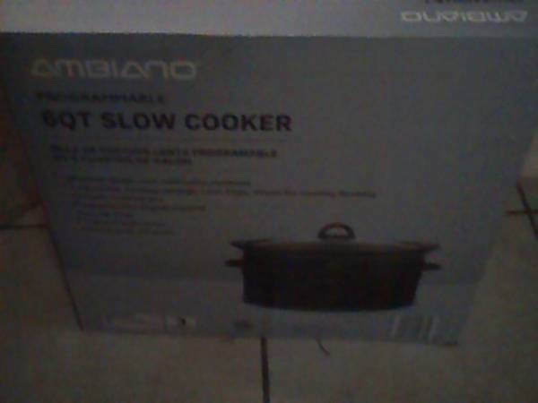 Programmable 6 - Quart Crockpot Slow Cooker. Very Nice! 1