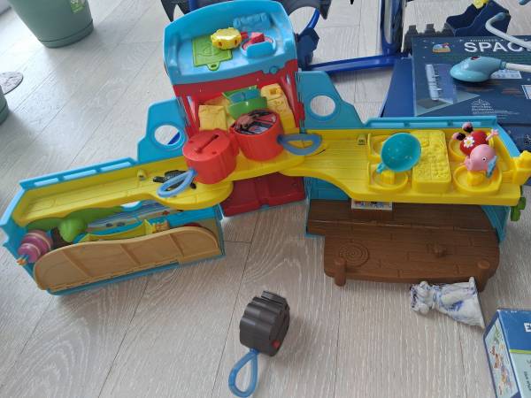 Puzzels and learning tools - $5 (Arlington)63471431806467124