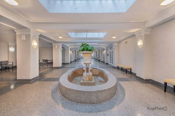 $189,000 / 1br - 600ft2 - 4240 N Clarendon Ave #200S (Buena Park)63959741956354122