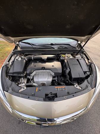 2016 Chevy Malibu Limited LS – Dorado | ¡Completamente Equipado! - $6,500 (Canton)63615416609025122