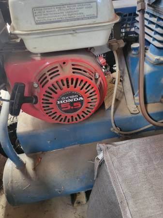 Gas powered air compressor 1