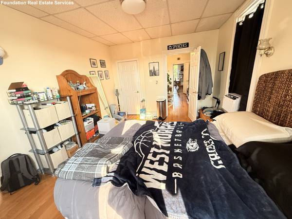$2,800 / 3br - Dúplex de 3 habitaciones en Brighton con oficina y 2 plazas de aparcamiento #tren_commuter (Brighton)63699450116097121