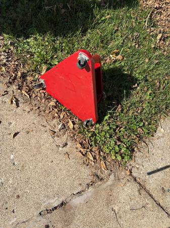 Mechanic red rolling creeper 1