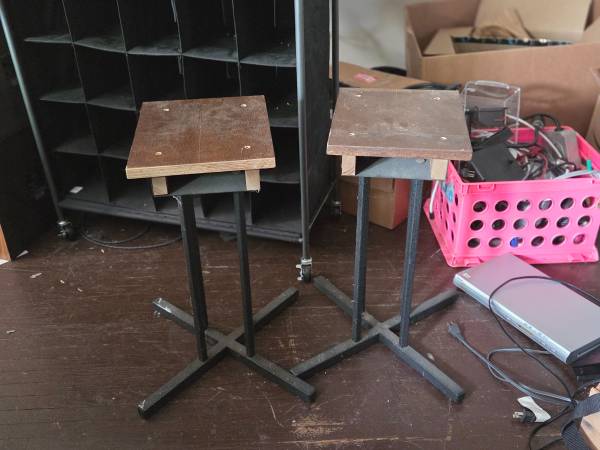 Speaker Stands 1