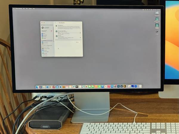 最終値下げ Apple Studio Display VESA (AC+付き) Amazon.com: Apple Studio Display - Standard Glass - VESA