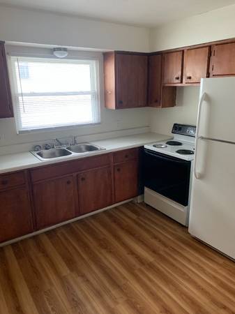 $900.00 / 2br - 1210 Wyley Ave63621966882945123