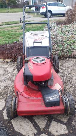 Self propelled lawnmower 1