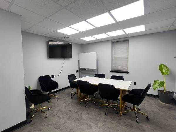 $831 LARGE READY TO MOVE IN OFFICE SPACE RIGHT IN ROCKLAND!!!! (Haverstraw, NY)64035734937090123