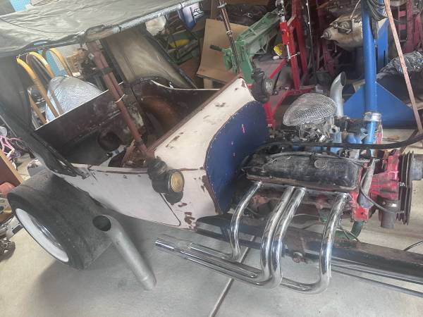 T-Bucket project.. old drag car.. 1