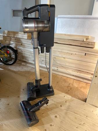 Lg cordless vacuum 1