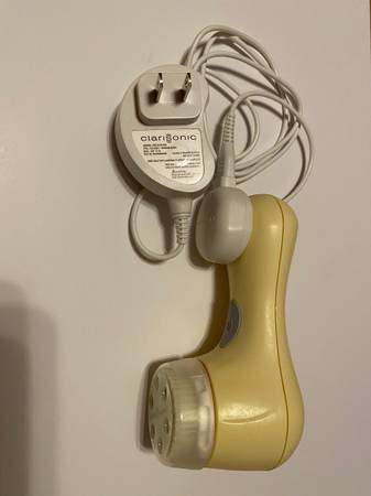 Clarisonic Mia1 Facial Scrubber - OBO 1