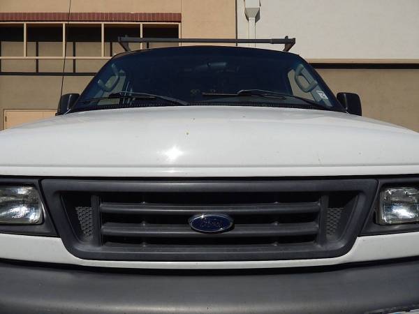 2007 Ford E-series E 250 - Photo 12