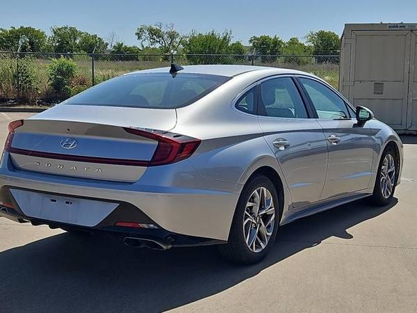 2020 Hyundai Sonata SEL Sedán - $16,991 (Llame al *(817) 769-7506* para confirmar disponibilidad al instante)63489182993793124