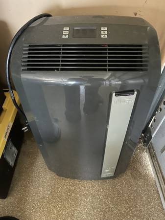 De'Longhi Portable Air Conditioner 1