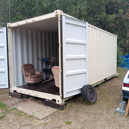 Shipping container 20' 1