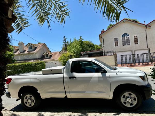 2013 Toyota Tundra - $7,950 (SFValley)63470047419267124
