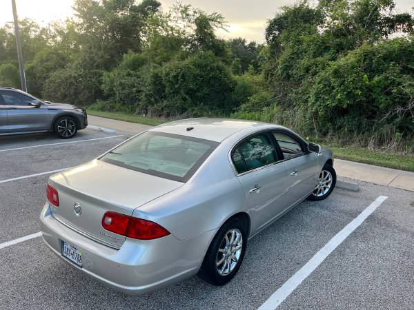 2008 Buick Lucerne SUPER LIMPIO - $5,000 (West Houston)63622153779201124