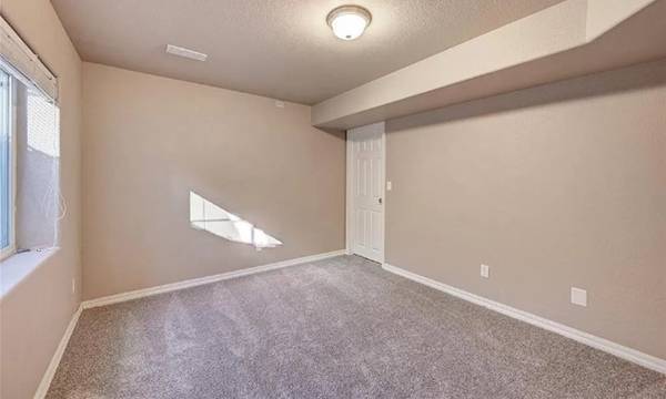 $700 Habitación en Colorado Springs63658196937859120