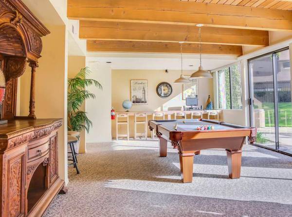 $2,215 Apartamento Estudio Encantador - Aire Acondicionado Central Actualizado + Opciones de Senderismo Locales (UTC)63845975919617124