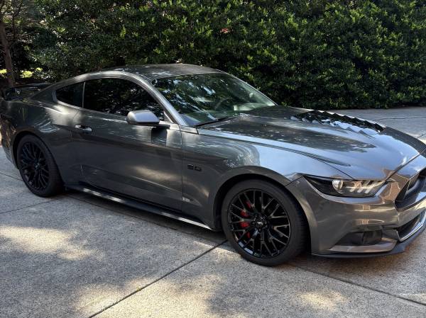 2015 Mustang GT - $24,000 (Milton)63620585187075120