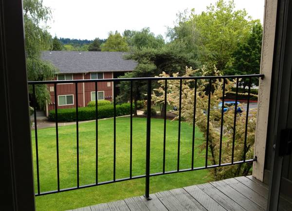 $1,450 / 2br - 1 FREE MONTH in our Hillside Community! Garage Space, Pets OK (North Clackamas)63914852921730121