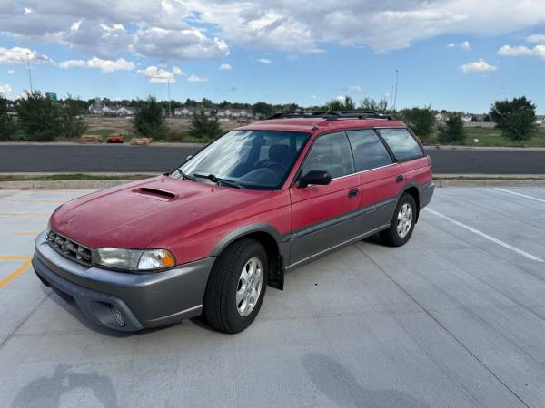 2000 Subaru Outback 1