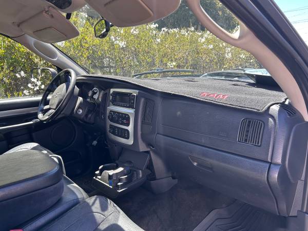 2004 RAM 2500 4X4 - Photo 9