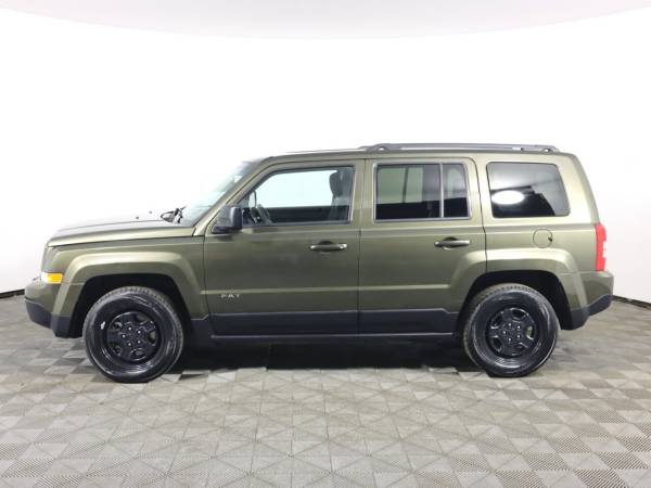 2016 Jeep Patriot Sport - $9,995 (_Jeep_ _Patriot_ _Sedan_)63654706004611121