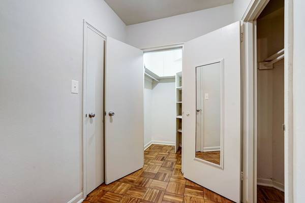 $1,800 / 525ft2 - #712 Large Studio Leasing Now! Ready Or Not Book Your Tour Today! (ADMO)63779464312707124