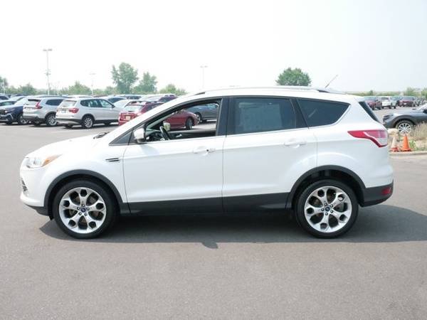 2015 Ford Escape Titanium - $9,995 (Hopkins, MN)63481311806339123