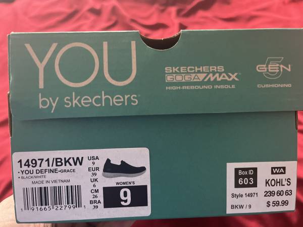 You by Skechers Mujer Talla 9 You Define Grace Slip On - excelente estado - $20 (Burke)63471146326529123