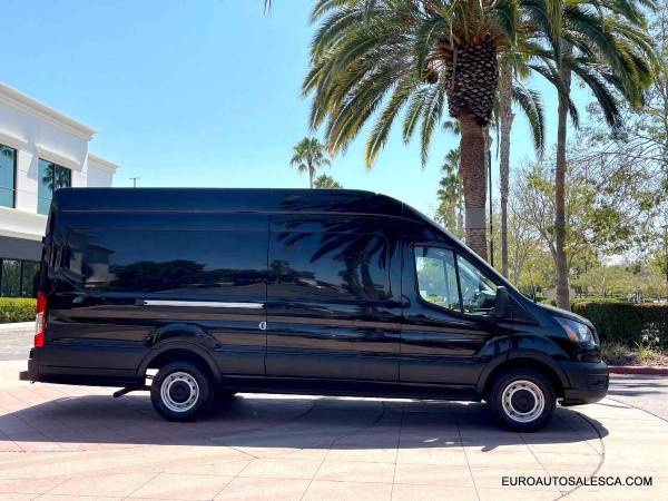 2023 Ford Transit 250 3dr - Photo 4