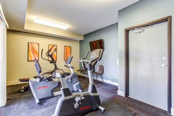$1,630 / 2br - 1062ft2 - Plano de piso de concepto abierto, pisos de madera dura, aire acondicionado (110 E 1st St, Chaska, MN)63868697953539124