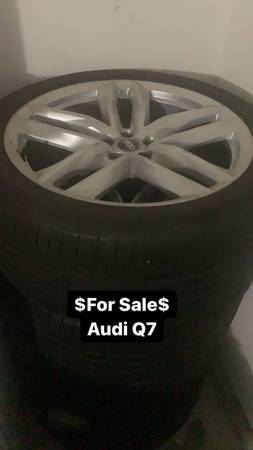 2020 Q7 rims and tires 1