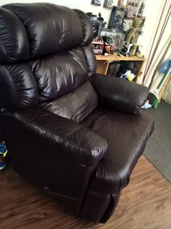 Big Man Recliner - $300 (Ozark)63442171456771121