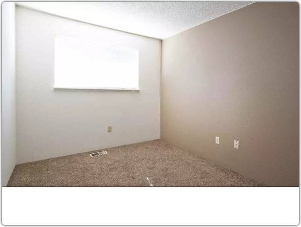 $1,494 / 2br - 1000ft2 - Must-see! 2 bed/ 1.5 bath / 1000 sq ft townhome in Kennewick (Kennewick - Zintel Canyon Park)63624280549377121