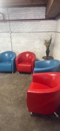 Steelcase Turnstone Jenny Lounge Chair 1