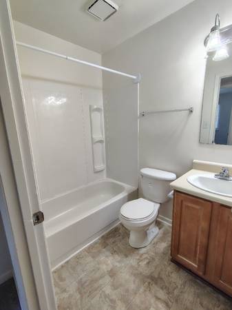 $1041.00 / 2br - 840ft2 - Modern 2 Bed, 1.5 Bath Apartment in Lynchburg, VA - $1041/mo63851967266049124