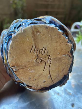 Vintage North Eagle Art Pottery ~ Jarrón de gato ~ Firmado - $50 (Los Ángeles)63471426725763124