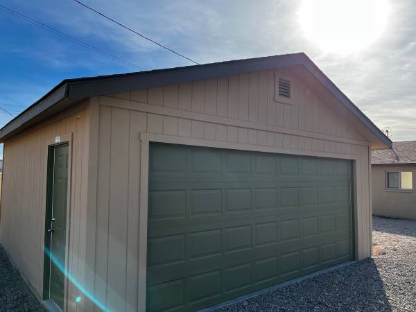 $295 / 1000ft2 - CALL NOW  New 2 Car Garage Light Work ok Additional parking  Available (Lake Havasu City)63799544717955121