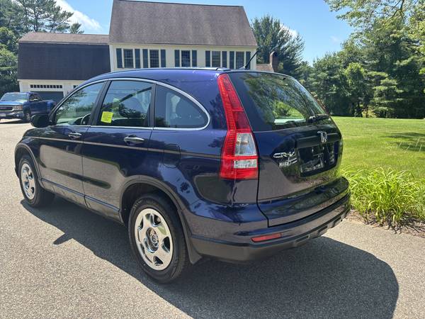 2010 Honda CRV LX  AWD . - $6,200 (Kingston Ma.)63623751242625123